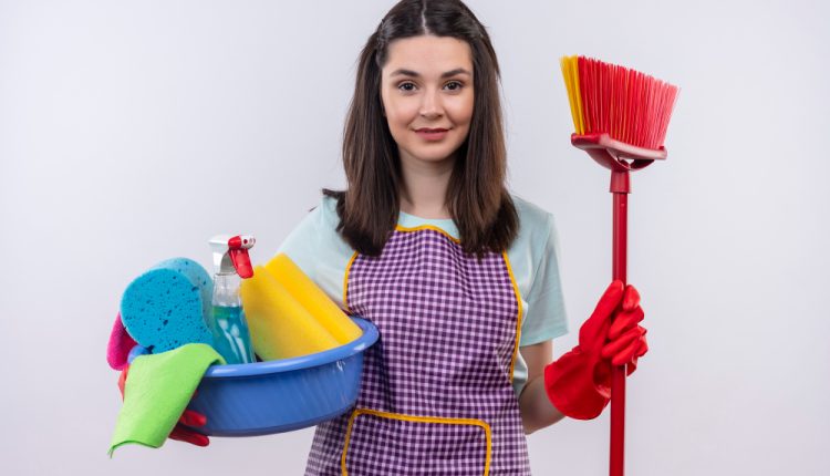 بهترین زمان نظافت منزل